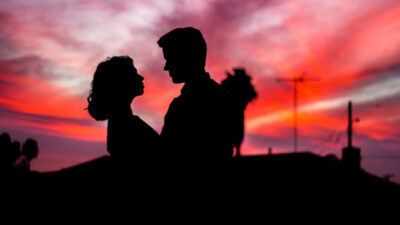 Konuşurken sevgilisinin gözleri doldu! sevgili